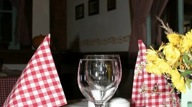 Hotel Risnjak Delnice 3*,