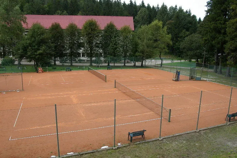 Hotel Risnjak Delnice 3*,