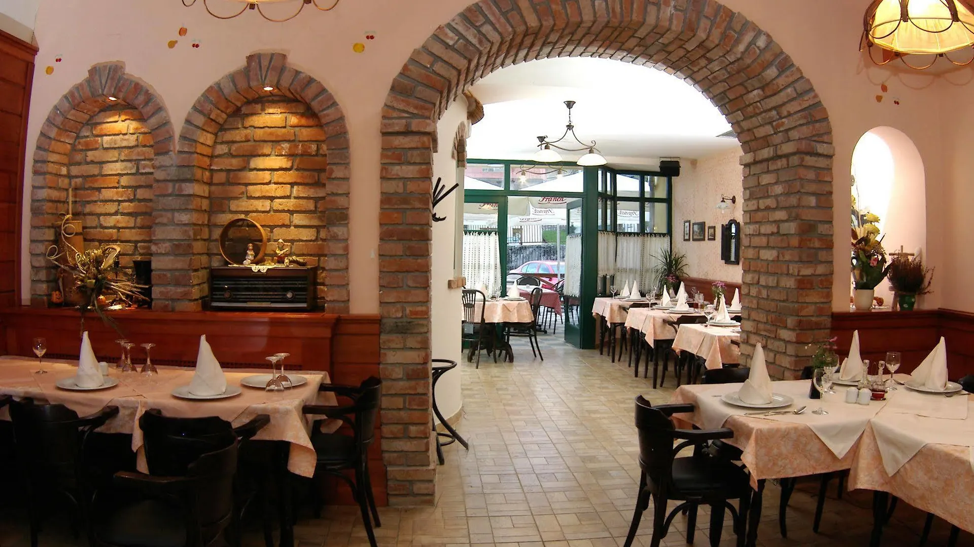Hotel Risnjak Delnice 3*,